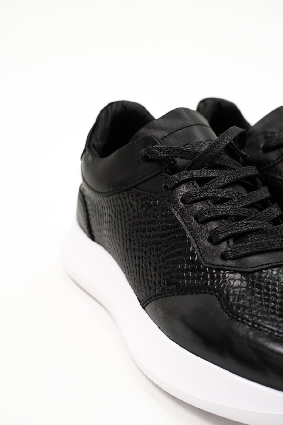MILANO | NEGRO BLANCO