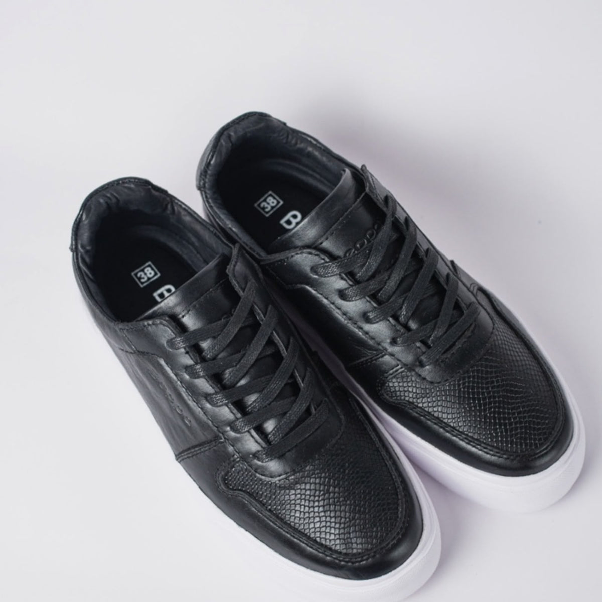 ENZO|NEGRO